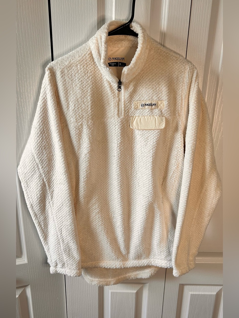 Magellan Outdoor Womens Cream Fluffy 1/4 Zip Sweatshirt Classic Fit Size Medium